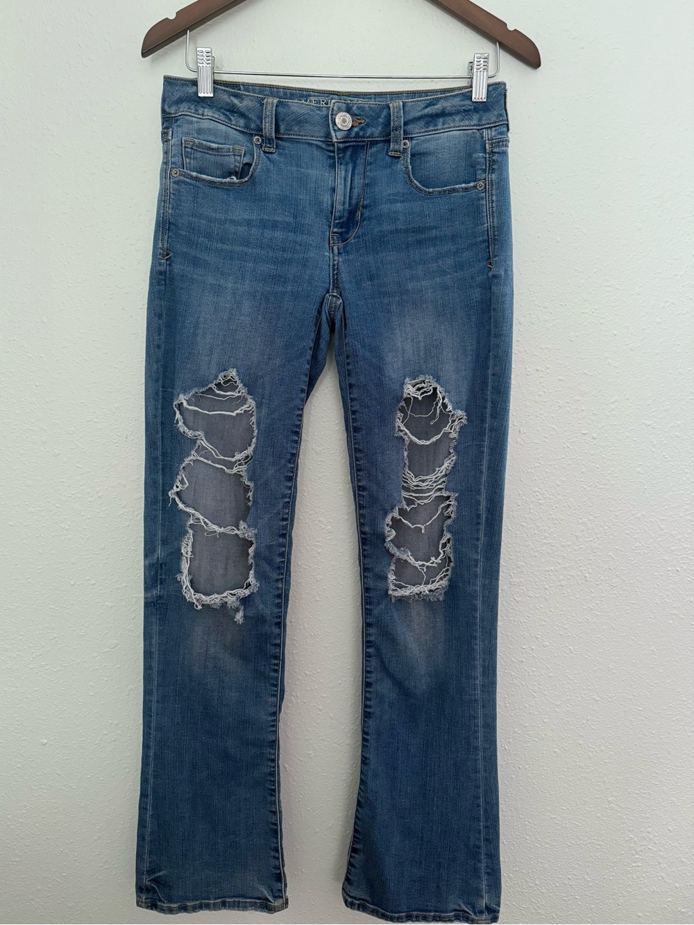 American Eagle Distressed Skinny Kick Jeans Y2K Style Size 4